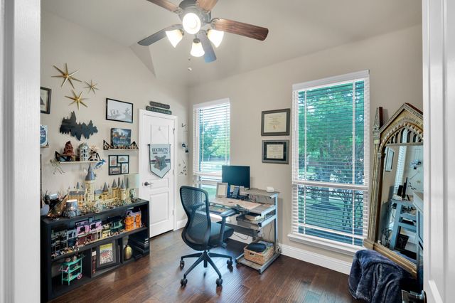 1505 Park Meadow Drive, Midlothian, TX 76065