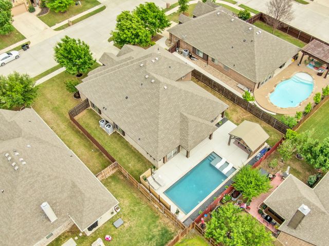 1505 Park Meadow Drive, Midlothian, TX 76065