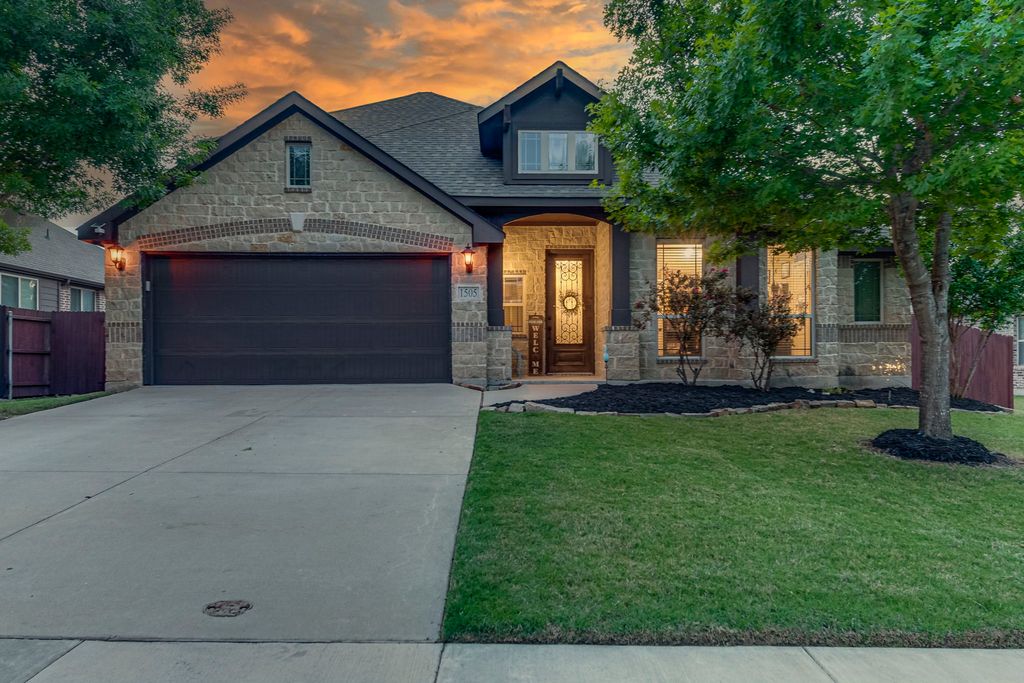 1505 Park Meadow Drive, Midlothian, TX 76065
