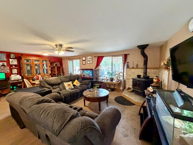 52495 Lost Ponderosa Road, La Pine, OR 97739