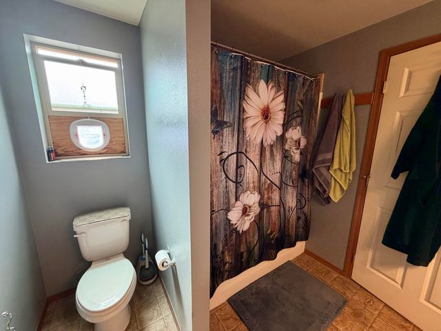 52495 Lost Ponderosa Road, La Pine, OR 97739