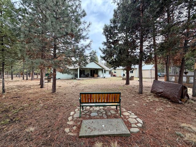52495 Lost Ponderosa Road, La Pine, OR 97739