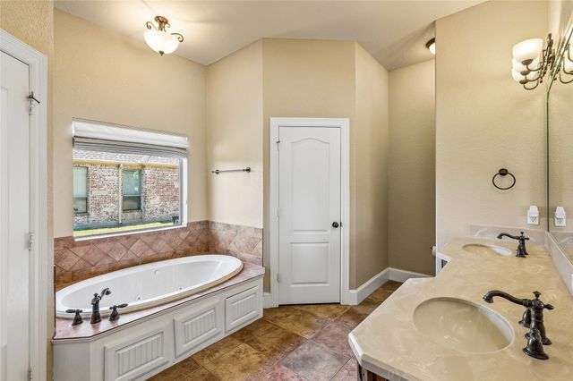 1720 Ashington Place, Midlothian, TX 76065