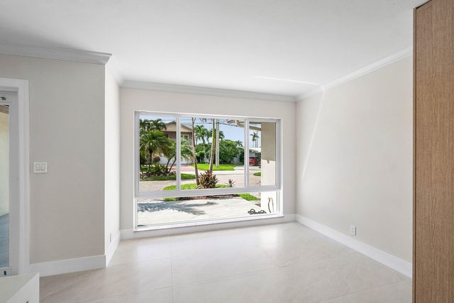 1525 SE 6TH Street, Deerfield Beach, FL 33441
