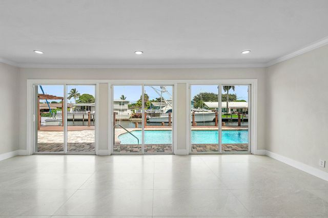 1525 SE 6TH Street, Deerfield Beach, FL 33441