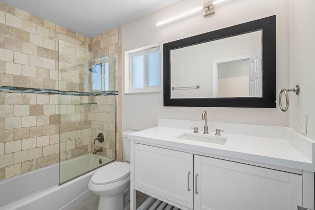 1525 SE 6TH Street, Deerfield Beach, FL 33441