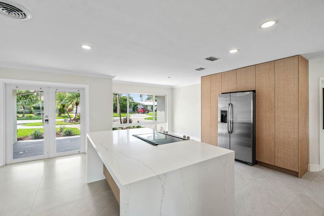 1525 SE 6TH Street, Deerfield Beach, FL 33441