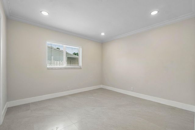 1525 SE 6TH Street, Deerfield Beach, FL 33441