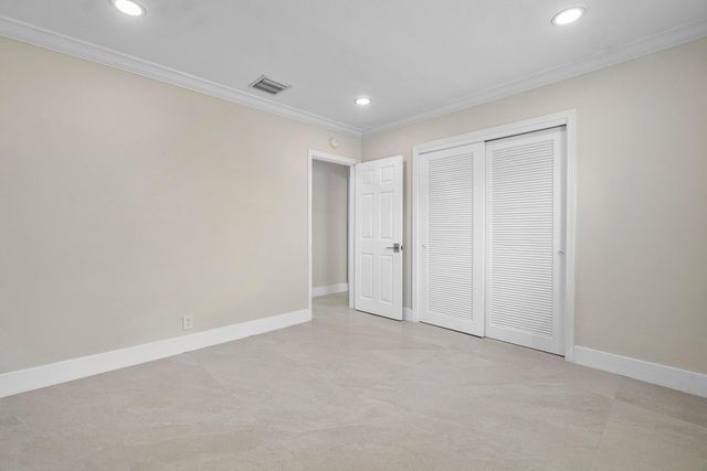 1525 SE 6TH Street, Deerfield Beach, FL 33441