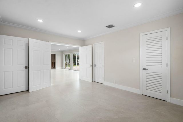 1525 SE 6TH Street, Deerfield Beach, FL 33441