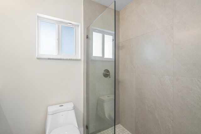 1525 SE 6TH Street, Deerfield Beach, FL 33441