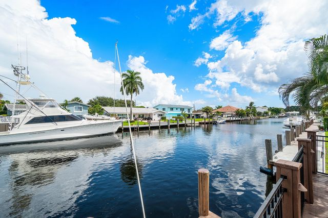 1525 SE 6TH Street, Deerfield Beach, FL 33441