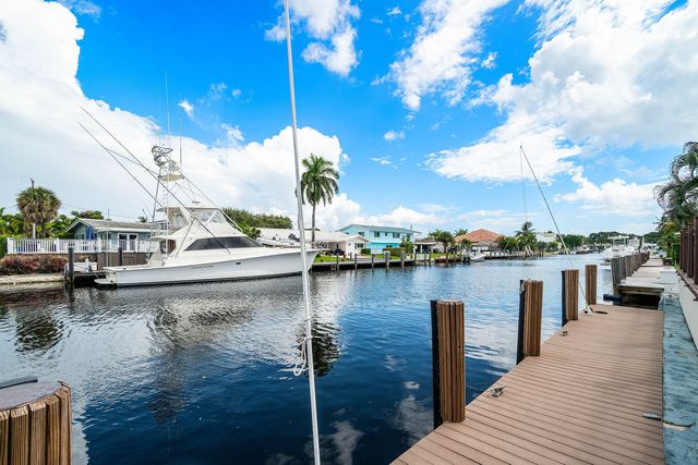 1525 SE 6TH Street, Deerfield Beach, FL 33441