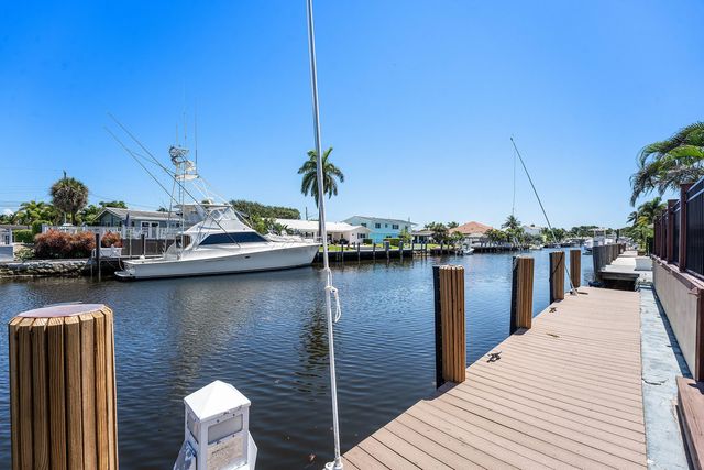 1525 SE 6TH Street, Deerfield Beach, FL 33441