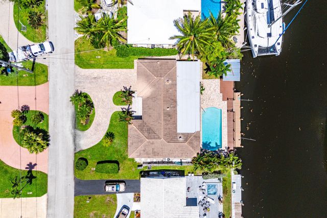 1525 SE 6TH Street, Deerfield Beach, FL 33441