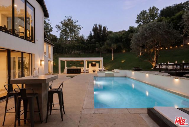 3801 Prado Del Trigo, Calabasas, CA 91302