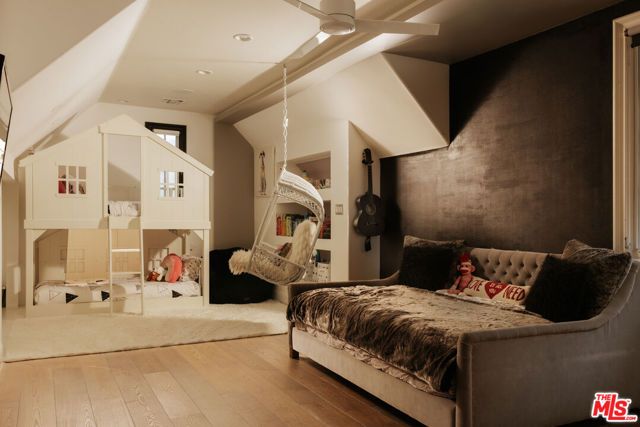 3801 Prado Del Trigo, Calabasas, CA 91302
