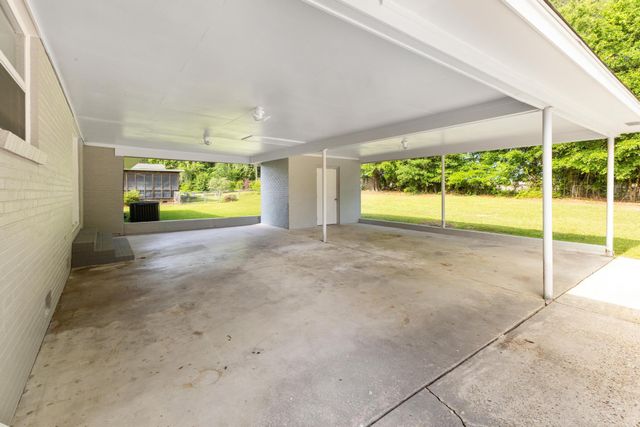314 S 32nd Ave., Hattiesburg, MS 39401