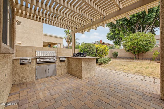 15708 W SHANGRI LA Road, Surprise, AZ 85379