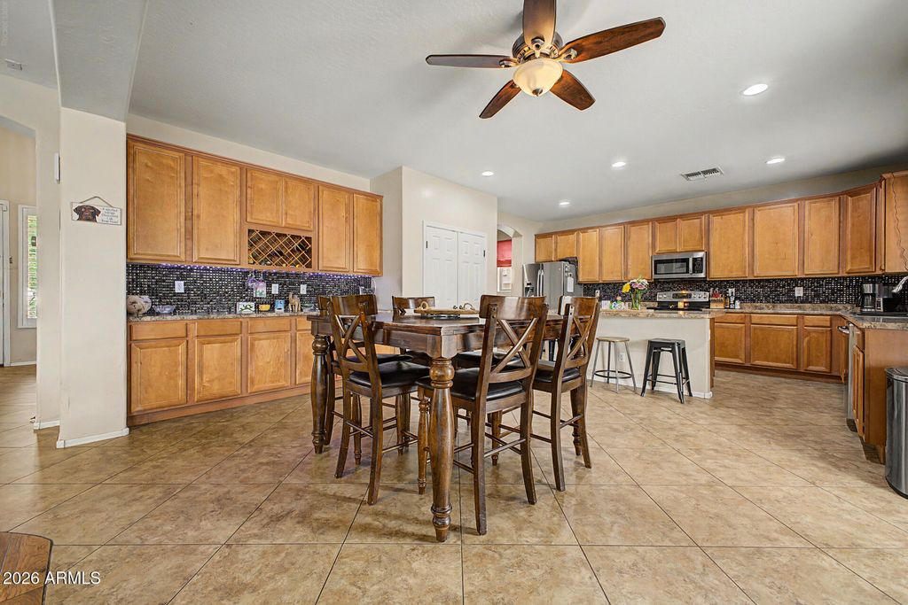 15708 W SHANGRI LA Road, Surprise, AZ 85379 — photo 4