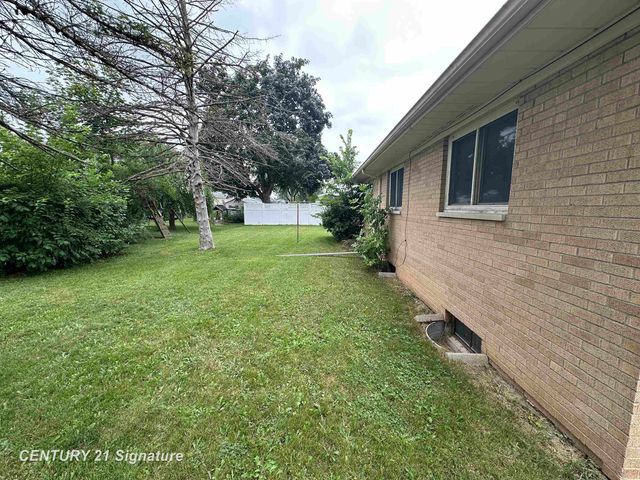 2587 Kuhlman Drive, Saginaw, MI 48603