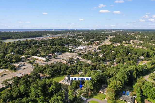 1585 Stone Ave., Little River, SC 29566