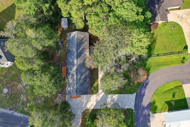 1585 Stone Ave., Little River, SC 29566