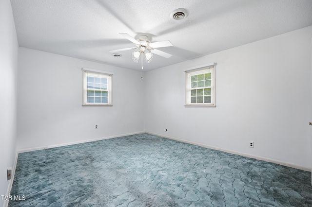 135 Unaka Subdivision Road, Elizabethton, TN 37643