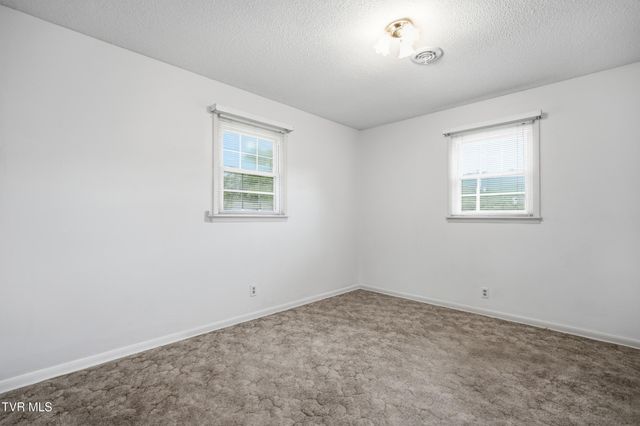 135 Unaka Subdivision Road, Elizabethton, TN 37643