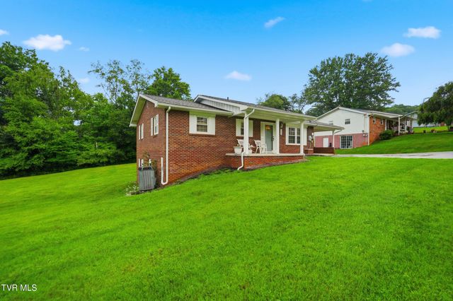 135 Unaka Subdivision Road, Elizabethton, TN 37643