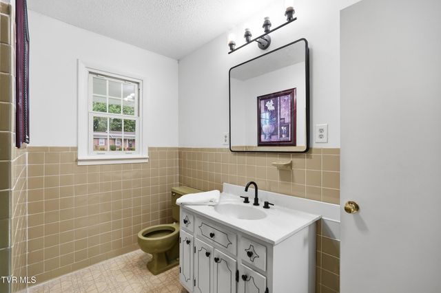 135 Unaka Subdivision Road, Elizabethton, TN 37643