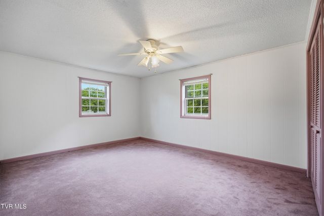 135 Unaka Subdivision Road, Elizabethton, TN 37643