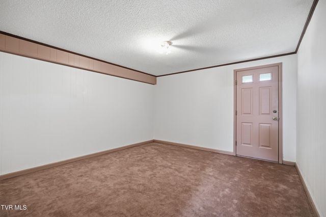 135 Unaka Subdivision Road, Elizabethton, TN 37643