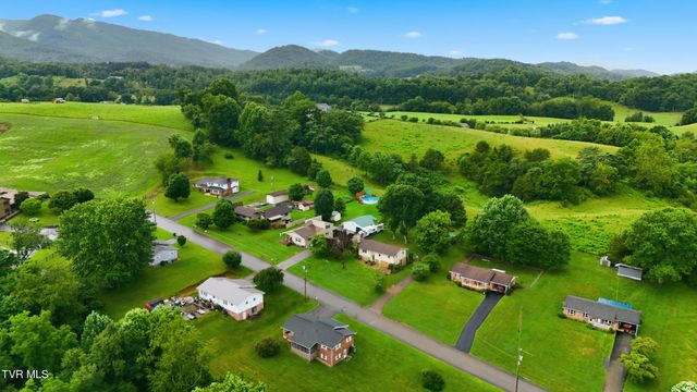 135 Unaka Subdivision Road, Elizabethton, TN 37643
