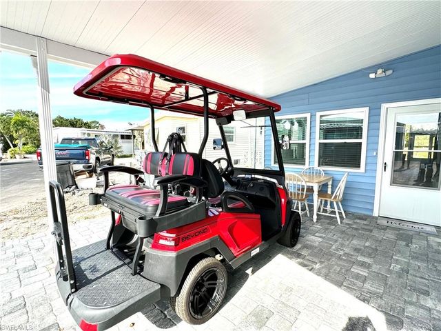 4700 Leilani LN, Bonita Springs, FL 34134