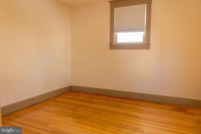 311 E LAKE AVE, Baltimore, MD 21212