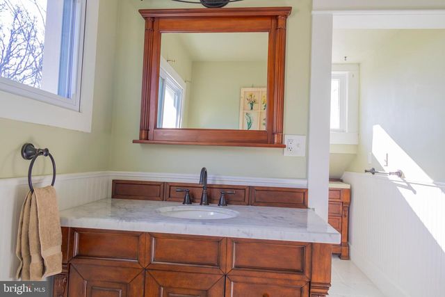 311 E LAKE AVE, Baltimore, MD 21212