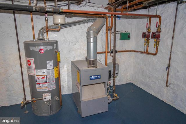 311 E LAKE AVE, Baltimore, MD 21212