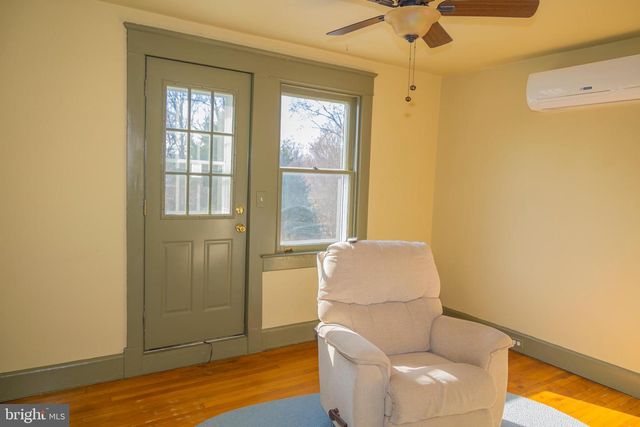 311 E LAKE AVE, Baltimore, MD 21212