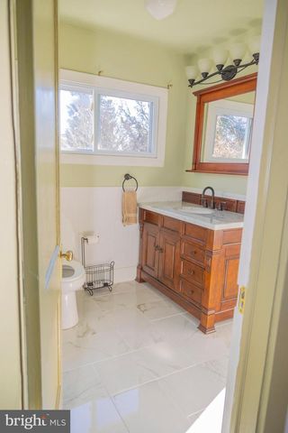 311 E LAKE AVE, Baltimore, MD 21212