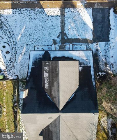 311 E LAKE AVE, Baltimore, MD 21212