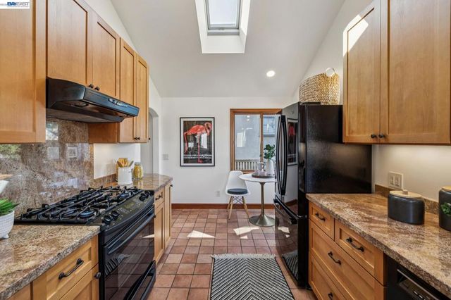 816 TALBOT AVENUE, Albany, CA 94706