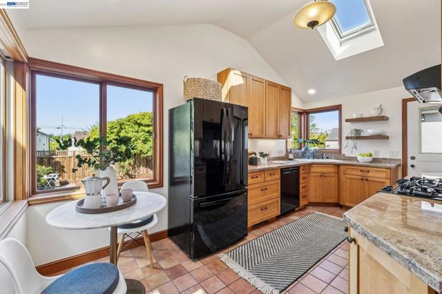 816 TALBOT AVENUE, Albany, CA 94706