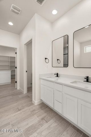 13805 Centro Vista Avenue, El Paso, TX 79928