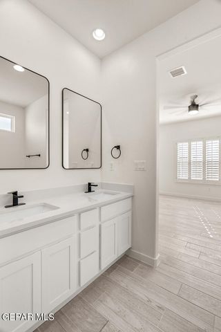 13805 Centro Vista Avenue, El Paso, TX 79928