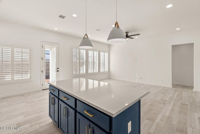 13805 Centro Vista Avenue, El Paso, TX 79928