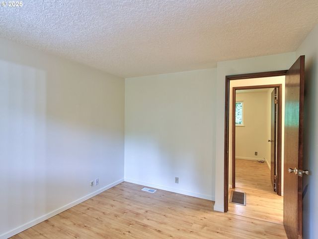 1745 Ne WEST DEVILS LAKE Rd, Lincoln City, OR 97367