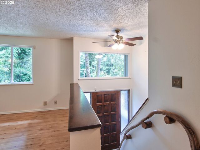 1745 Ne WEST DEVILS LAKE Rd, Lincoln City, OR 97367