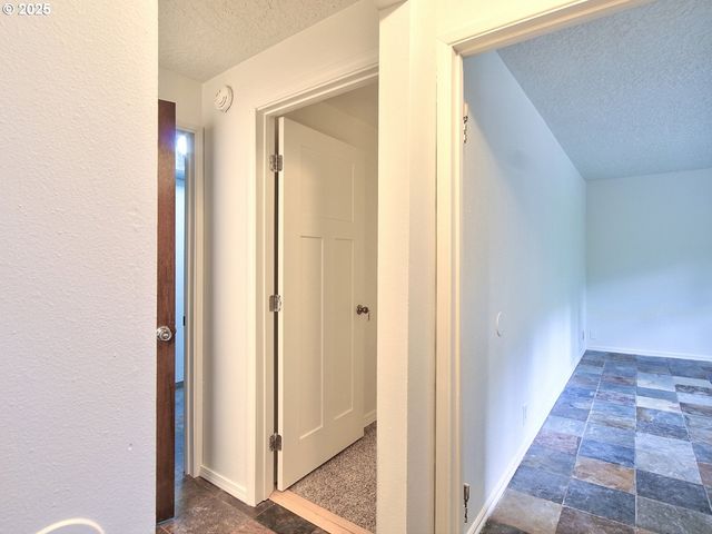 1745 Ne WEST DEVILS LAKE Rd, Lincoln City, OR 97367