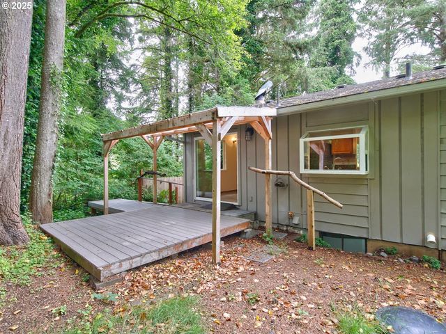 1745 Ne WEST DEVILS LAKE Rd, Lincoln City, OR 97367